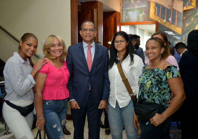 Justicia Social aboga por más derechos y protagonismo de la mujer dominicana