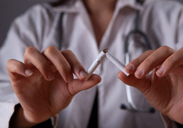 Estudio reafirma que cigarrillos electrónicos pueden ayudar a adultos fumadores tratar la adicción