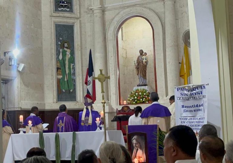Obispo Masalles oficia misa en recordación empleados Propeep fallecidos en accidente