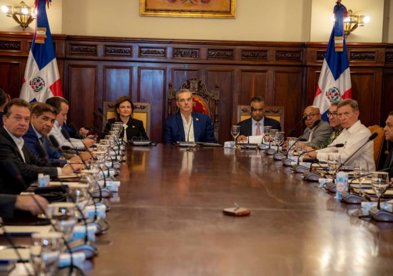 Abinader encabeza Consejo de Gobierno; tratan tema de habilitación XXVlll Cumbre Iberoamericana
