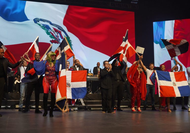 VIDEO | “Mi música es mi bandera” rinde homenaje a la patria con montaje en el Teatro Nacional