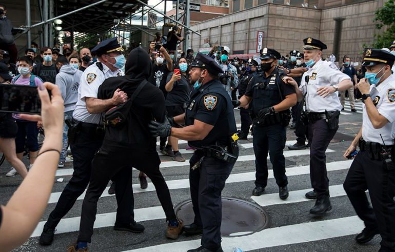 Nueva York indemnizará a manifestantes contra el racismo acosados por la policía