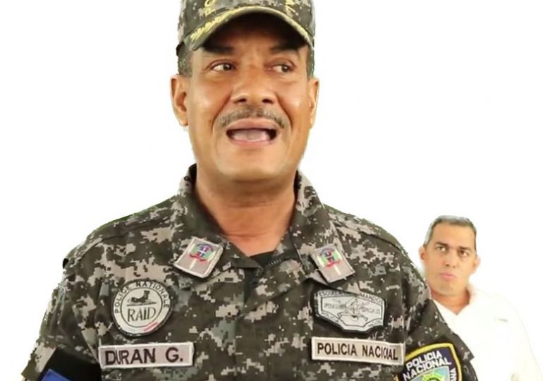 Denuncian comandante de la Policía en Los Guaricanos amenaza con destruir torneo de baloncesto