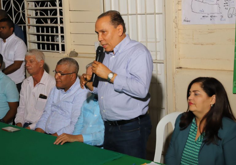 Radhamés Jiménez asegura gobierno del PRM lleva al país a una quiebra generalizada