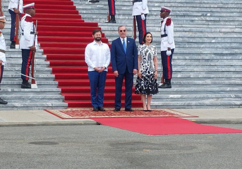 VIDEO | Presidente de Chile se reúne con Luis Abinader
