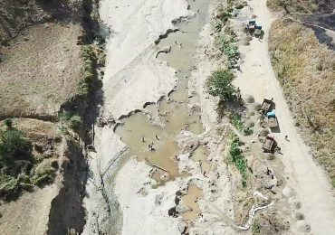 Medio Ambiente investiga extracción ilegal de arena en río Masacre