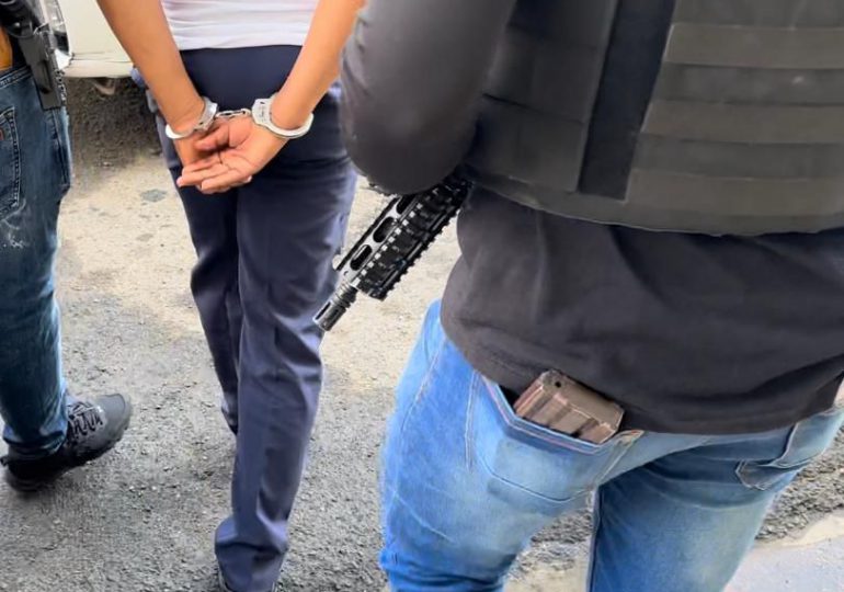VIDEO | Arrestan ex miembro CESAC vinculado al frustrado envío de cocaína a España