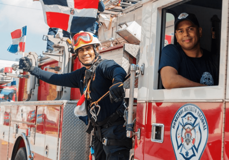 GALERÍA | Cuerpo de Bomberos de Santo Domingo celebra su 95 aniversario