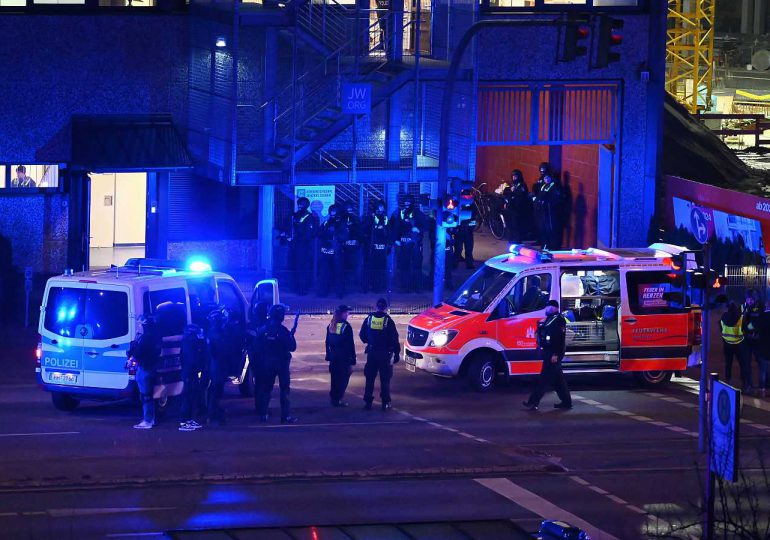 "Varios muertos" por disparos en iglesia de Hamburgo, según policía alemana