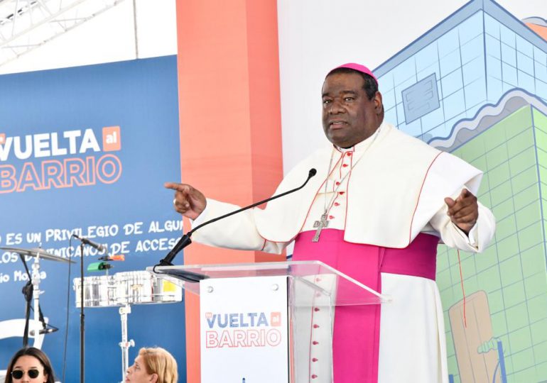 Obispo Castro Marte advierte transformación de los barrios es fundamental para cambiar la sociedad