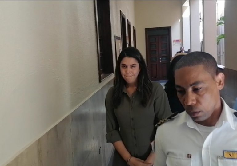 Dejan en libertad a Patricia Peynado, acusada de agredir a expareja