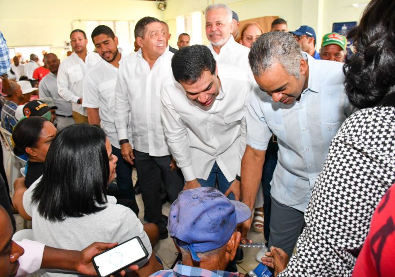Ministro Joel Santos asegura con jornadas “Primero Tú“ Gobierno llega a la gente en sus propias comunidades