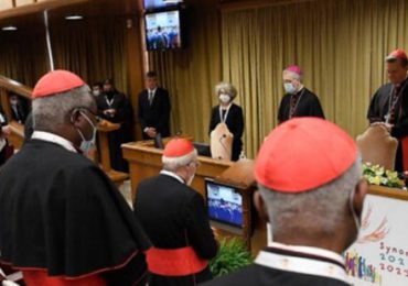 Papa Francisco celebra 10 años de pontificado con los cardenales y un podcast