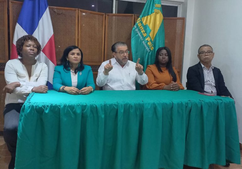 Guillermo Moreno demanda mayor apoyo para los gobiernos locales; afirma corrupción retrasa desarrollo social