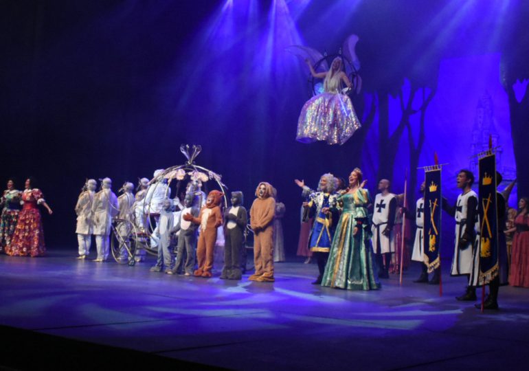 Musical La Cenicienta se estrena con éxito en el Teatro Nacional