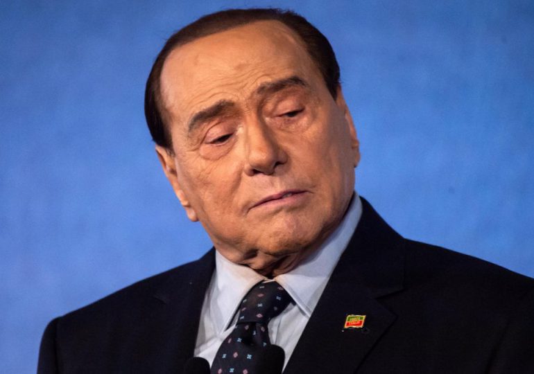 Berlusconi en cuidados intensivos en Milán por problemas cardíacos