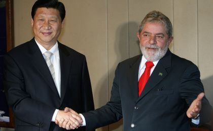 Lula viaja a China e invitará a Xi Jinping a visitar Brasil