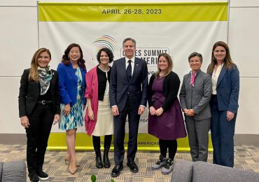 Carolina Mejía y cuatro alcaldesas de América se reunieron con Antony Blinken en la Cumbre de las Ciudades
