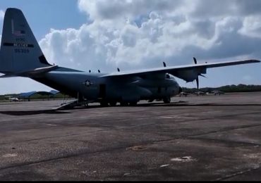 Video|  ONAMET Y FARD recibieron visita de Avión Caza Huracán