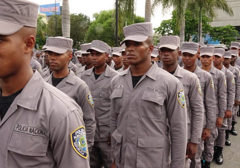 Policía insta la juventud a beneficiarse de reforma policial e ingresar a sus filas