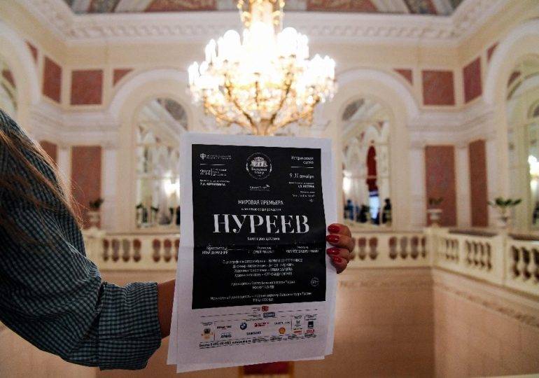Un teatro de Moscú cancela ballet "Nuréyev" por la ley antipropaganda LGTB