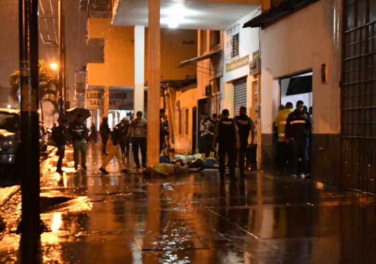 Diez muertos y tres heridos por ataque a balazos en Ecuador