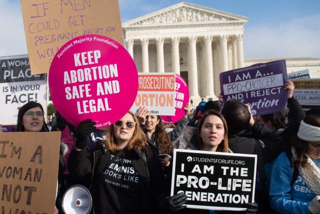 La píldora abortiva en el centro de una creciente batalla judicial en EEUU