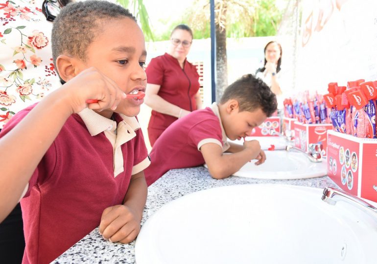 Desarrollan programa de cepillado escolar para prevenir enfermedades bucales