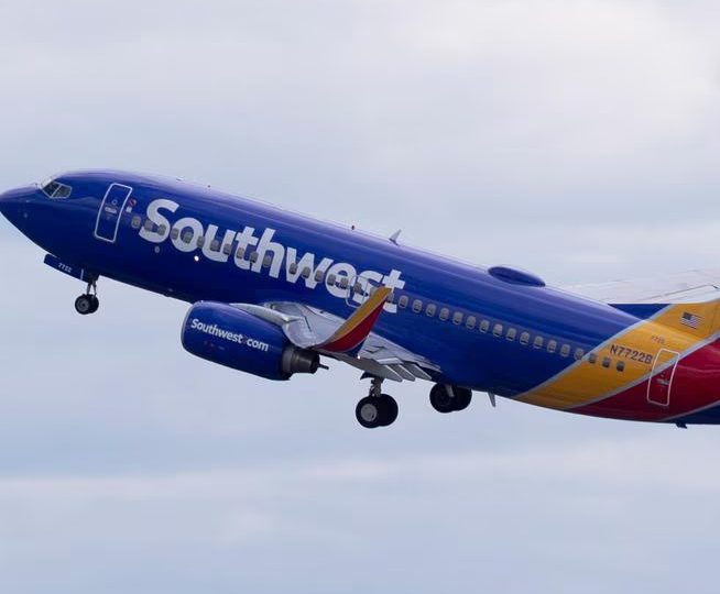 FAA detiene todos los vuelos de Southwest Airlines por "problemas de equipo"