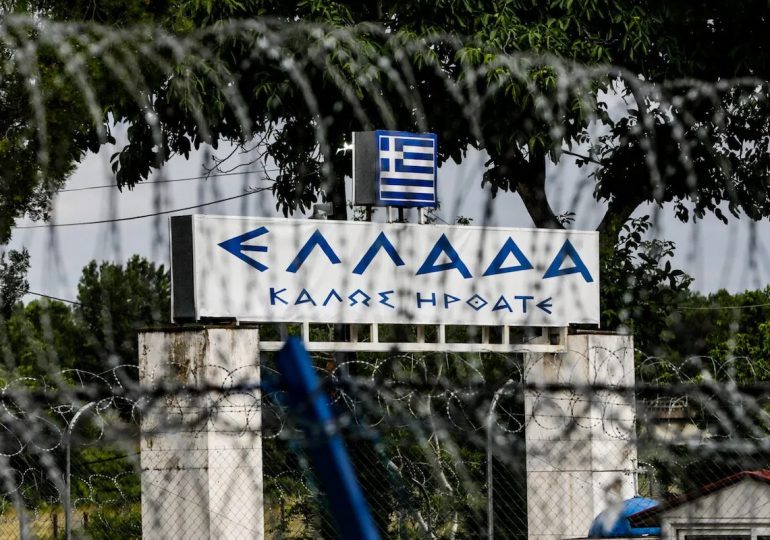Grecia quiere ampliar su valla antimigrantes en frontera turca