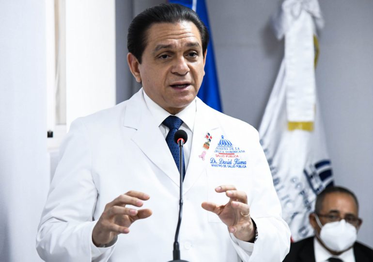 VIDEO | Ministro de Salud niega negligencia médica en muertes de 72 bebés en maternidad de Los Mina