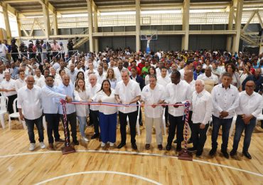 VIDEO | Presidente Abinader entrega reconstrucción de polideportivo de Los Alcarrizos