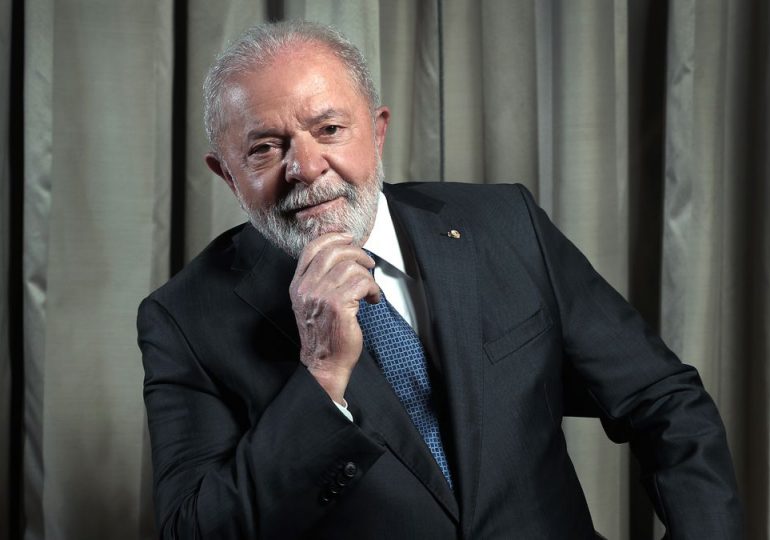 Esperanza en Lula, "pero no total", afirma líder indígena brasileño