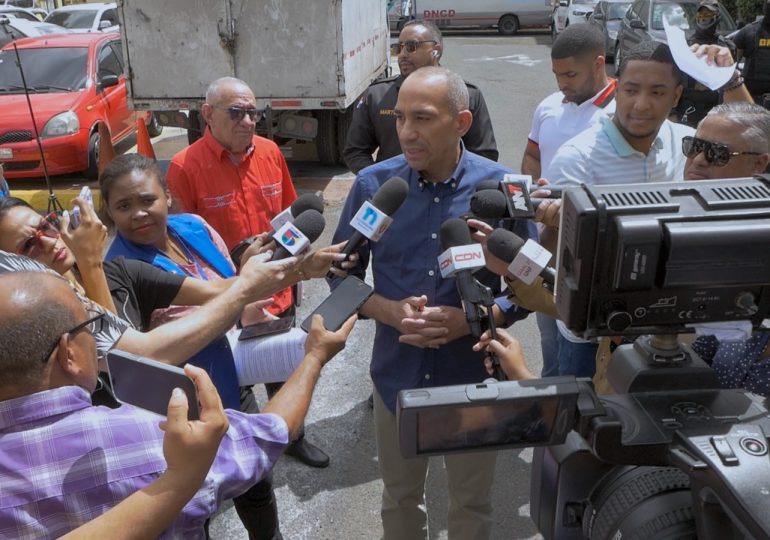 Presidente DNCD califica periodistas como garantes de la libertad