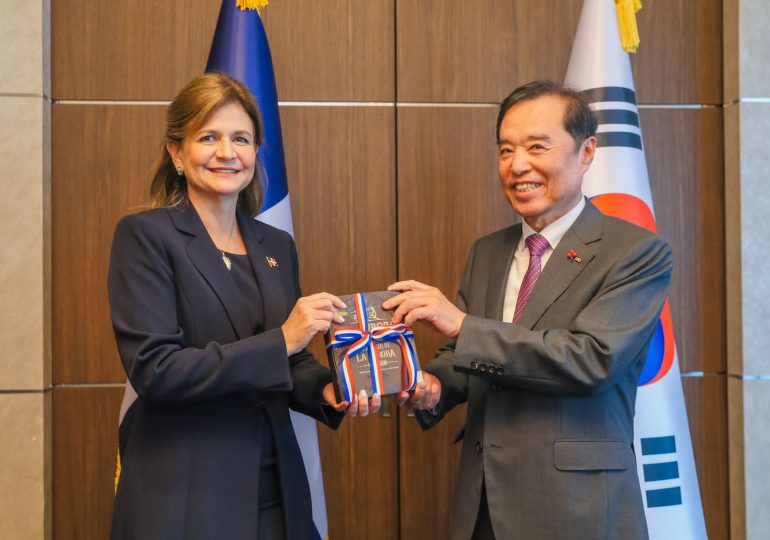 Vicepresidenta concluye agenda en Corea; se reúne con el Primer Ministro y empresarios