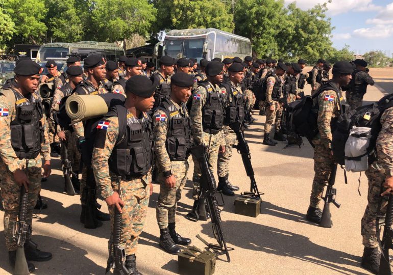 Ejército envía helicópteros y 120 soldados armados a reforzar la frontera