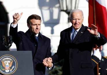 Biden y Macron desean seguir involucrando a China para poner fin al conflicto en Ucrania