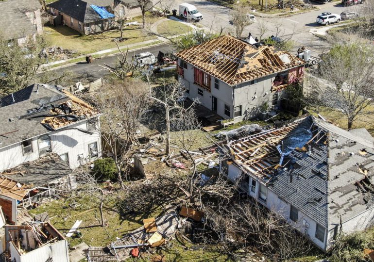 Al menos 18 muertos dejan tornados y fuertes tormentas en EEUU