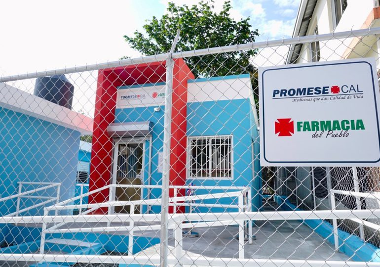 PROMESE/CAL entrega 2 Farmacias en la provincia Monseñor Nouel