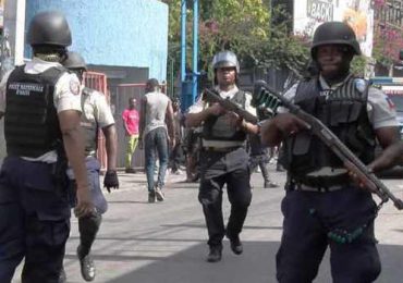 Pandilla haitiana mata a tres policías que caen en emboscada