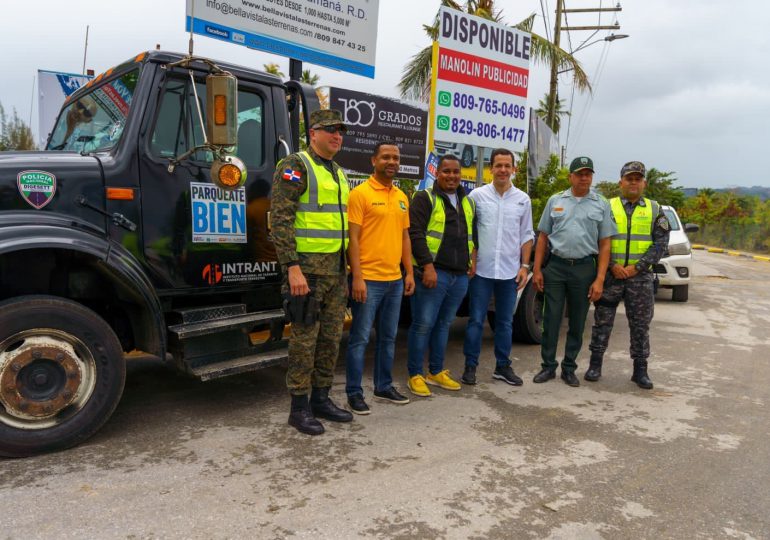 Hugo Beras inspecciona dispositivo de control Boca Chica y Las Terrenas