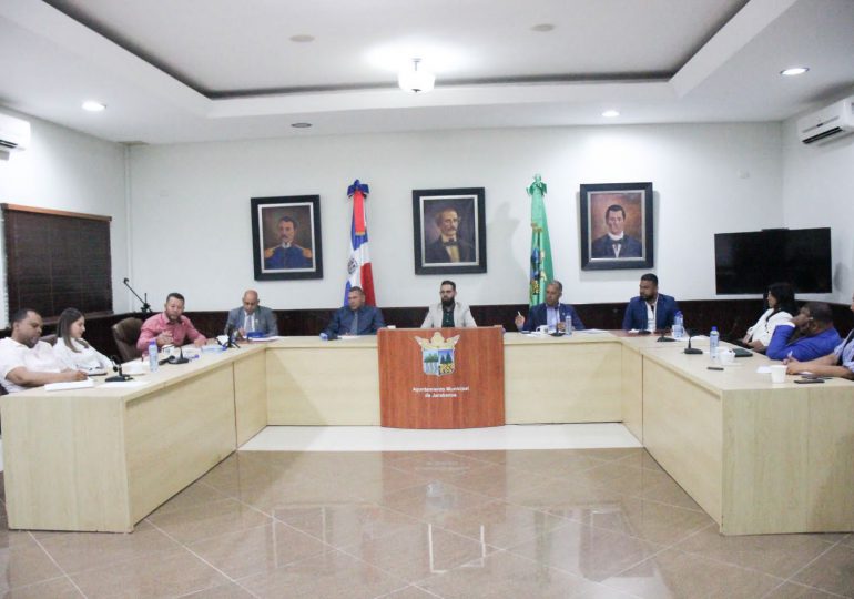 VIDEO | Regidores de Jarabacoa declaran por resolución de interés municipal la puesta de un subcentro UASD en el municipio