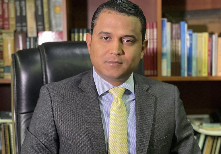 VIDEO | Fiscalizador de la provincia La Altagracia renuncia a su cargo