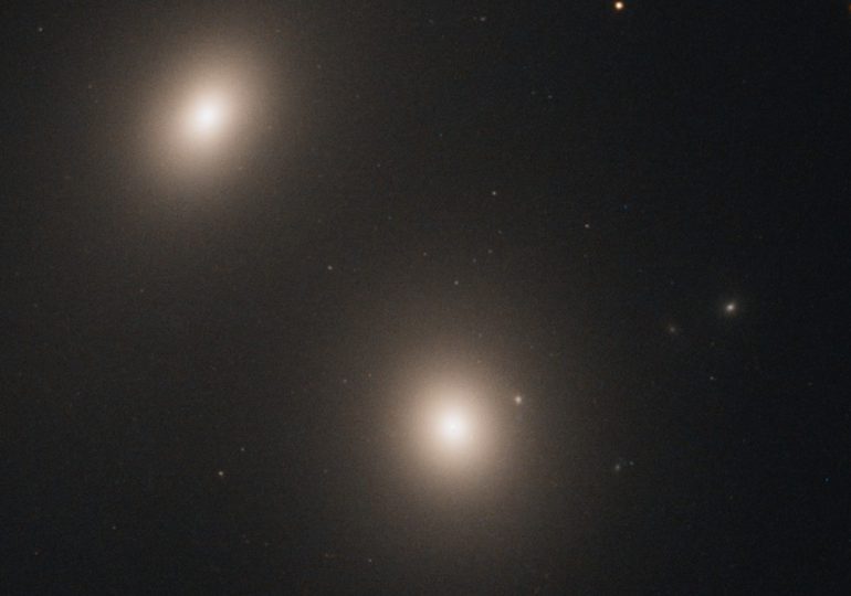 El telescopio Hubble capta una galaxia con un agujero negro supermasivo en el centro