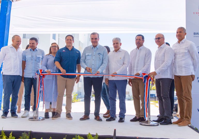 Presidente Abinader inaugura ocho obras en el fin de semana