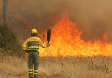 Nuevo incendio forestal provoca evacuación de 700 personas en España