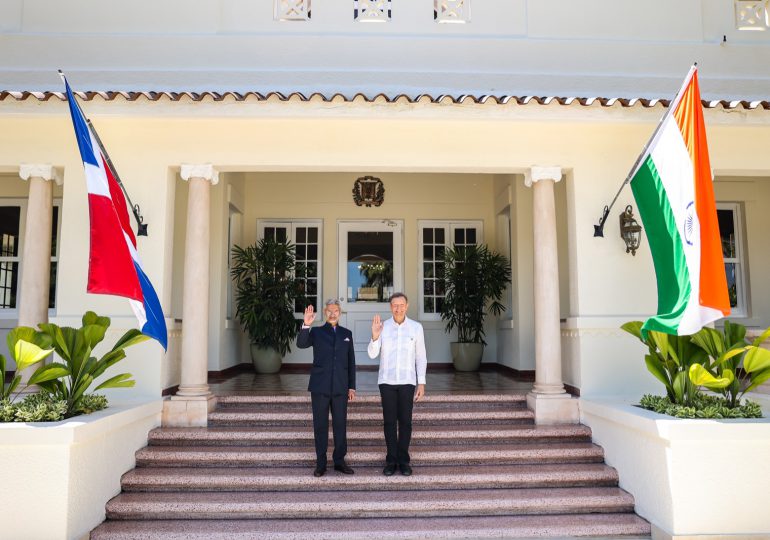 Declaración Conjunta entre el Ministro de Relaciones Exteriores de República Dominicana y el de India