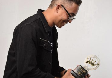 Cantautor de música Cristiana John Solano nominado a Premios El Galardón