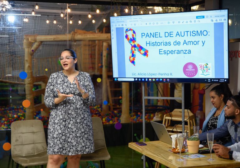 Realizan charla de concienciación sobre autismo en parque “Había una vez”