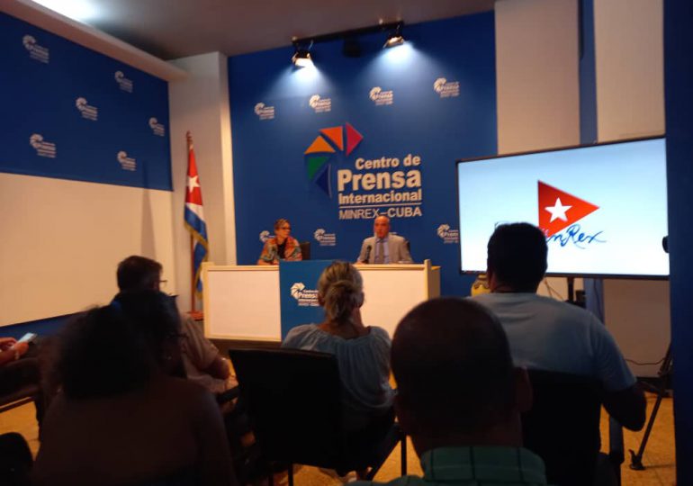 Minrex anuncia nuevas medidas sobre pasaportes cubanos